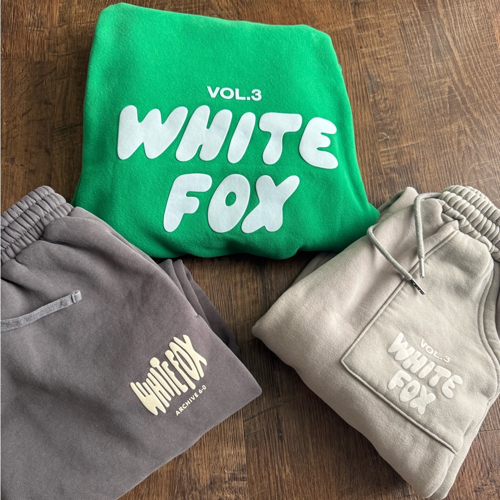 White Fox Vol 3 piece Bundle Hoodie + Joggers 3 Piece Set Small